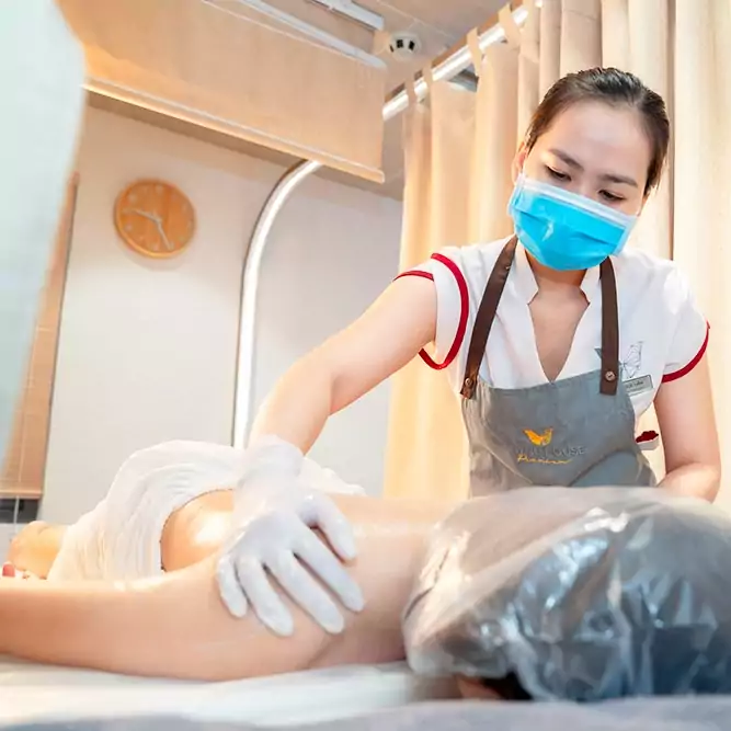 Massage body cung cấp dưỡng chất collagen nuôi dưỡng da