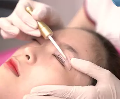 Hình ảnh dịch vụ Phủ mi collagen tại Shynh House