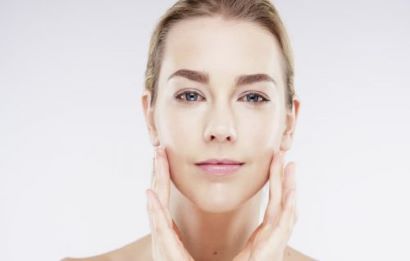 Cách trị mụn đầu trắng không đau tại nhà nhanh nhất Cách trị mụn đầu trắng không đau tại nhà nhanh nhất