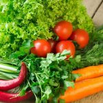 Rau xanh cung cấp nhiều vitamin cho cơ thể