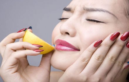 Tuyệt chiêu dưỡng môi hồng tự nhiên không cần đến son Tuyệt chiêu dưỡng môi hồng tự nhiên không cần đến son