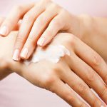 Kem dưỡng da tay