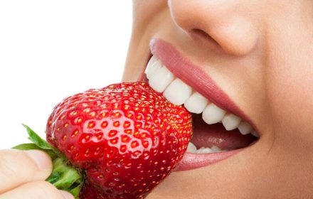 Ăn gì trẻ lâu? Bí quyết “trẻ mãi không già” với 8 loại thực phẩm vàng sau đây Ăn gì trẻ lâu? Bí quyết “trẻ mãi không già” với 8 loại thực phẩm vàng sau đây