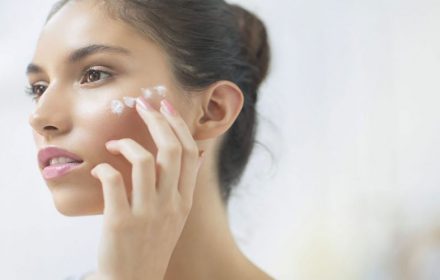 Mách đến bạn 4 kem dưỡng ẩm được ưa chuộng nhất hiện nay Mách đến bạn 4 kem dưỡng ẩm được ưa chuộng nhất hiện nay