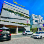 Shynh House Bình Dương tọa lạc tại trung tâm thành phố với thiết kế sang trọng, thu hút