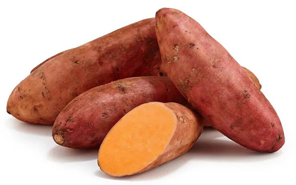 Khoai lang giàu beta-carotene và vitamin A hỗ trợ kiểm soát dầu thừa