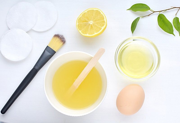Kết hợp nghệ tươi và lòng trắng trứng để trị mụn ẩn hiệu quả