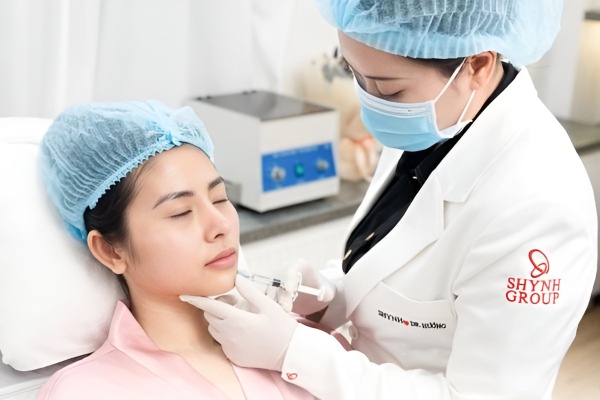 Chi phí nên được xác định sau khi bác sĩ thăm khám trực tiếp